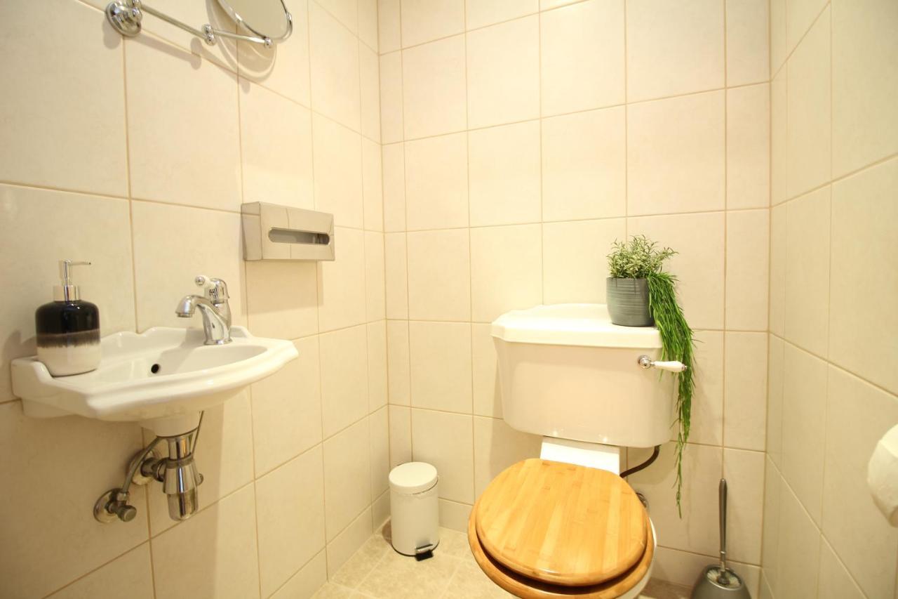 Tallinn City Apartments Roosikrantsi Exterior foto