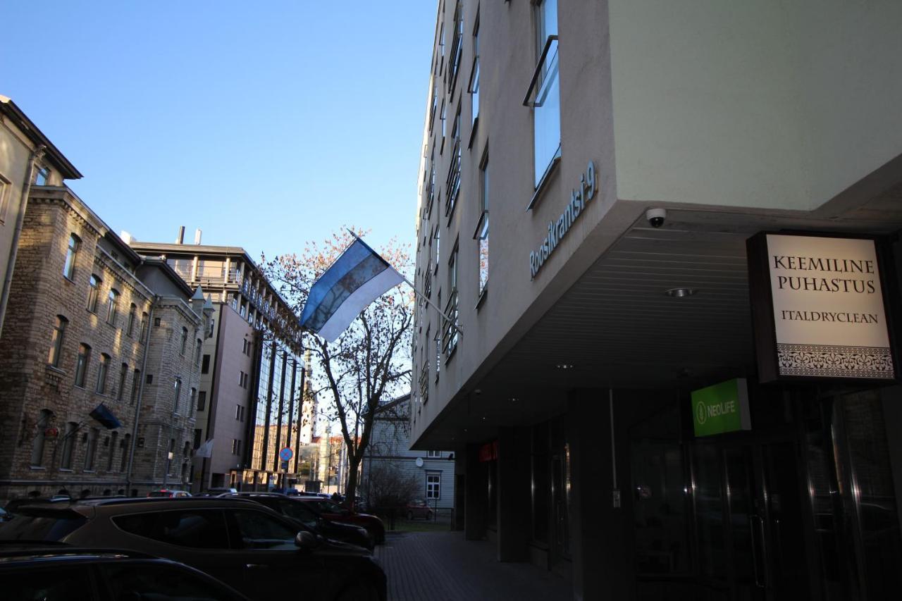 Tallinn City Apartments Roosikrantsi Exterior foto
